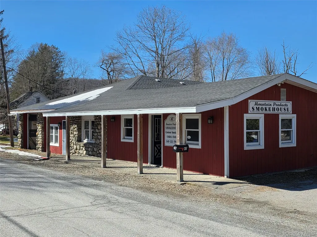 47 Burdick Road Lagrangeville NY 12540
