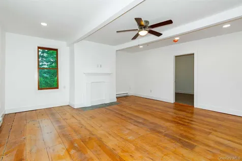 681 Route 216 Poughquag NY 12570