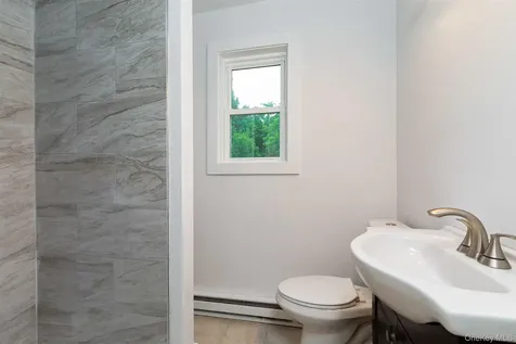 681 Route 216 Poughquag NY 12570