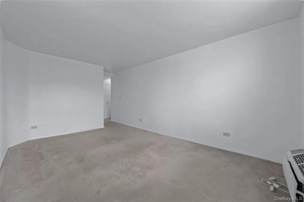 43-25 Douglaston Parkway Douglaston NY 11363