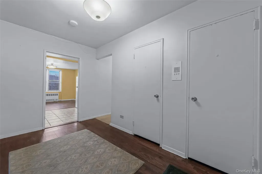 43-25 Douglaston Parkway Douglaston NY 11363