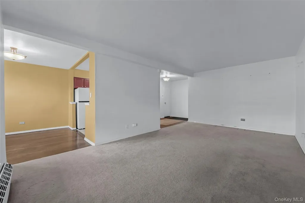 43-25 Douglaston Parkway Douglaston NY 11363