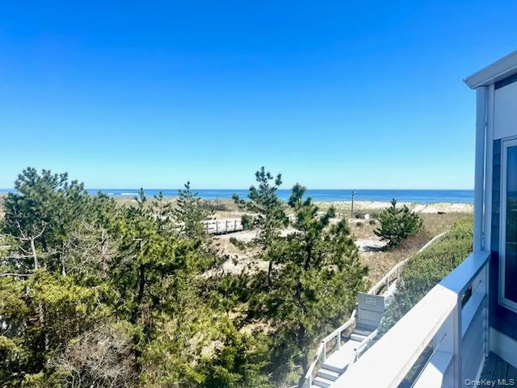 539 Dune Road Westhampton NY 11978