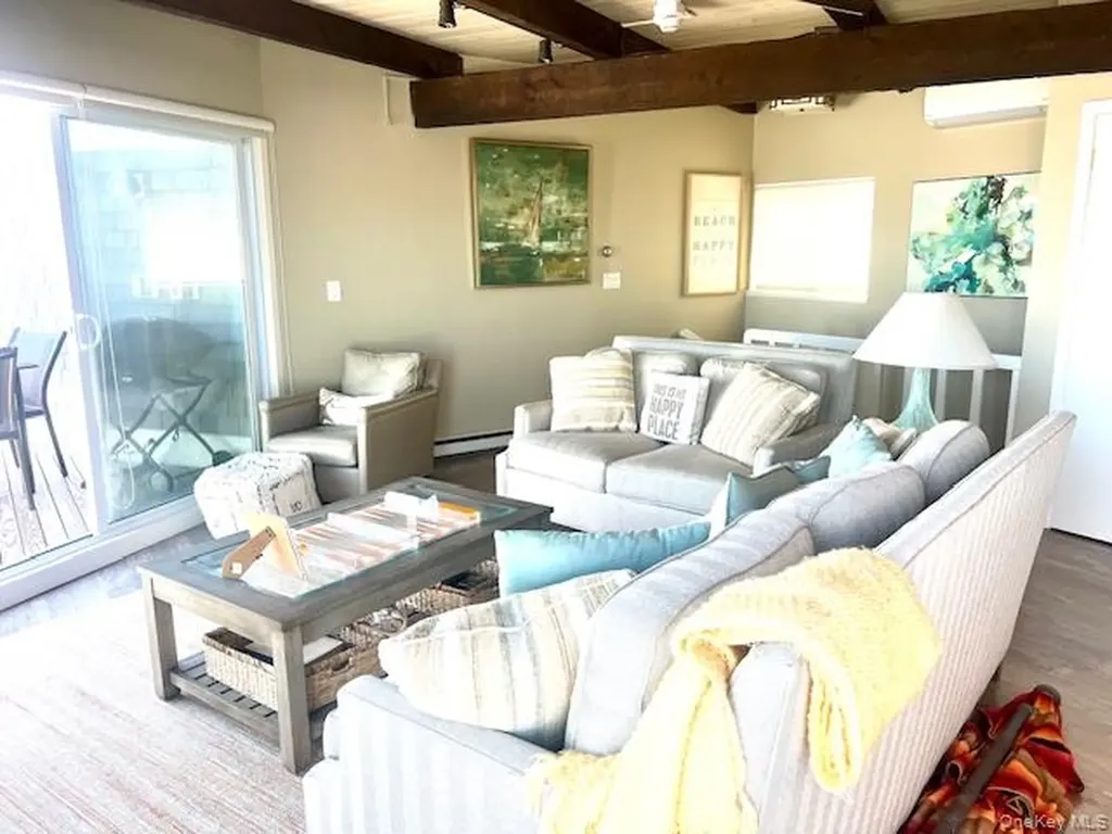 539 Dune Road Westhampton NY 11978
