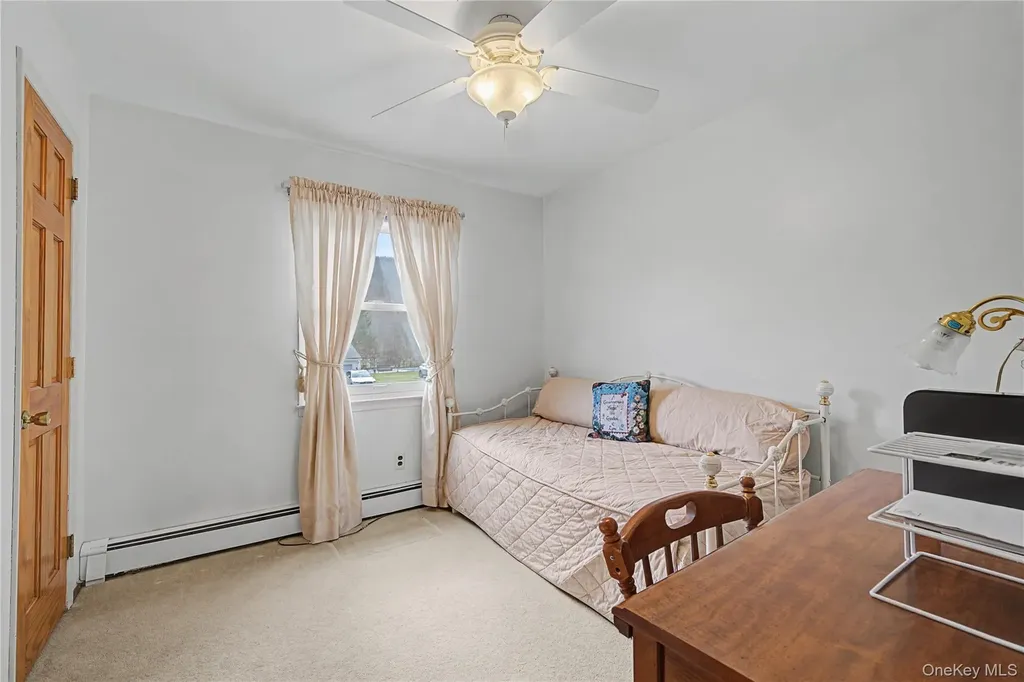 6 Adams Court Monroe NY 10950