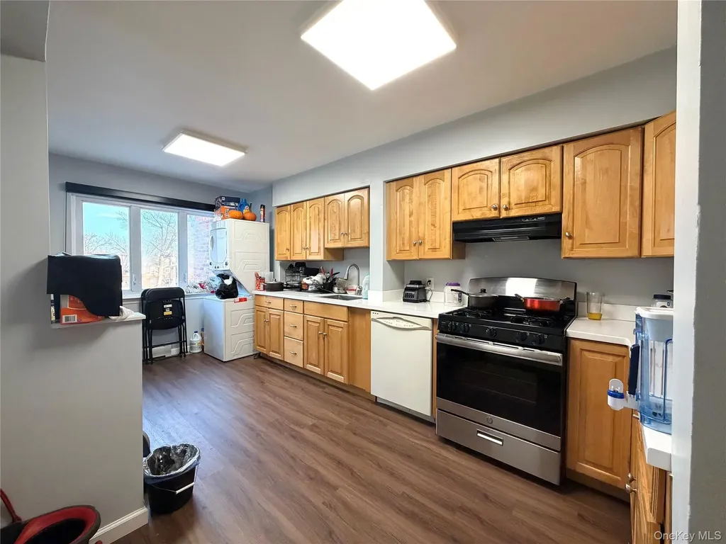 27-30 Francis Lewis Boulevard Flushing NY 11358