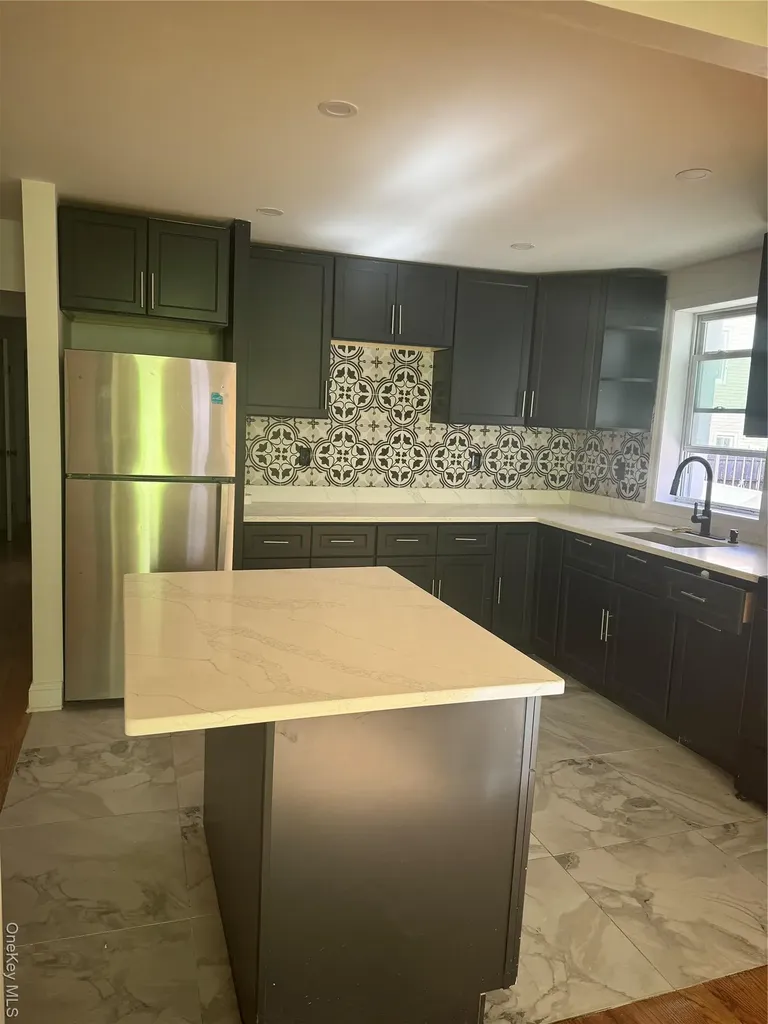 39 Spruce Street Yonkers NY 10701