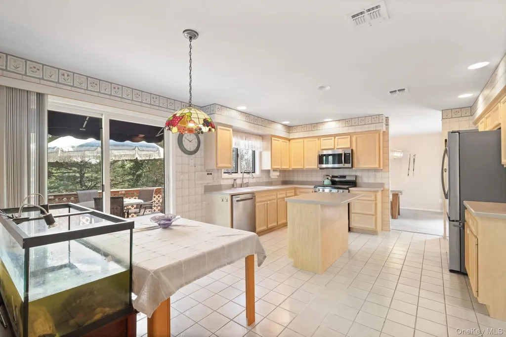 88 Highview Avenue Nanuet NY 10954