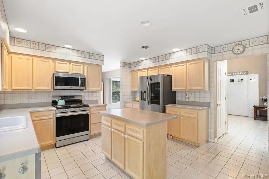 88 Highview Avenue Nanuet NY 10954