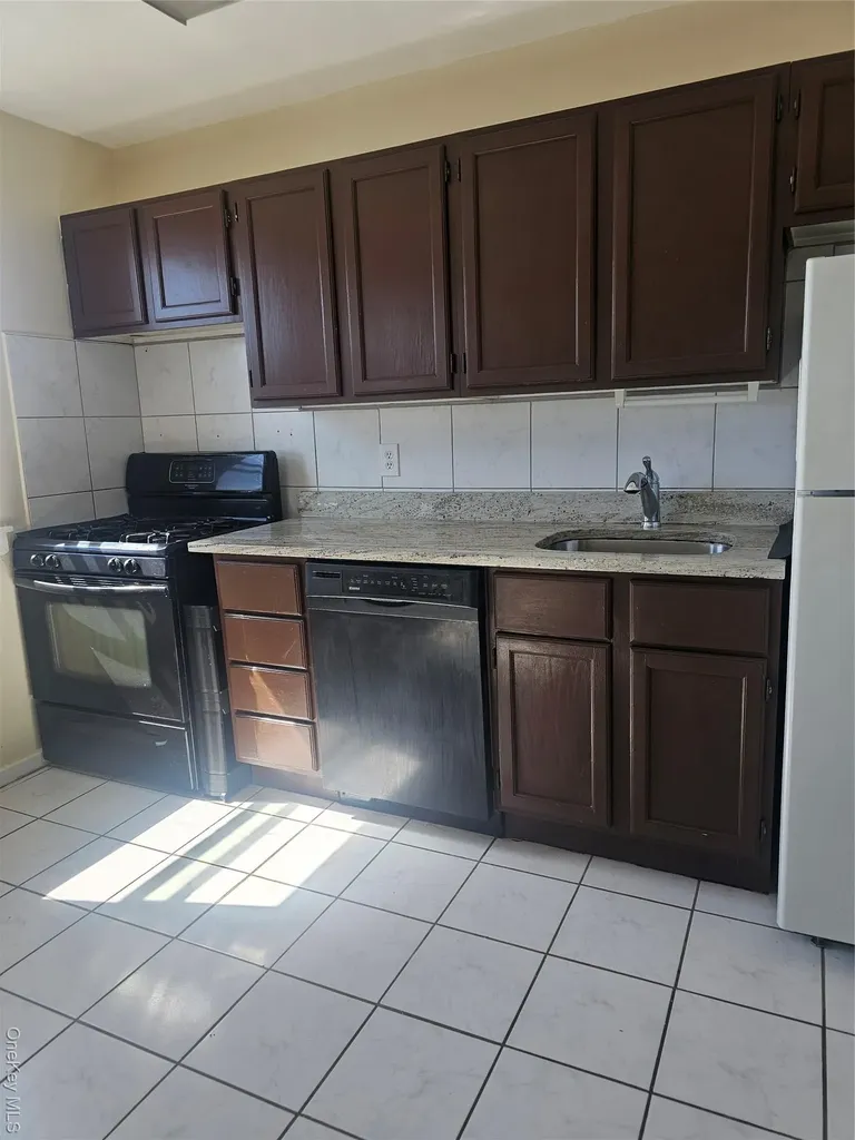 76-37 Commonwealth Boulevard Bellerose NY 11426