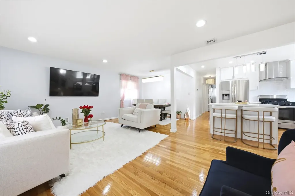 38 Sutton Street Hempstead NY 11550