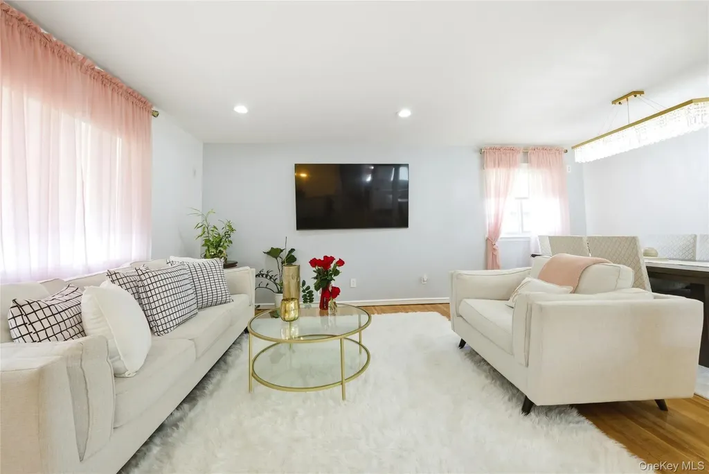 38 Sutton Street Hempstead NY 11550