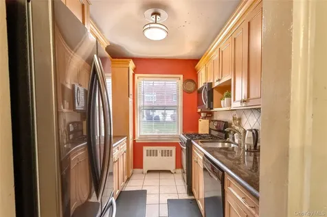 15 Fieldstone Drive Hartsdale NY 10530