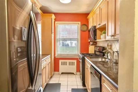 15 Fieldstone Drive Hartsdale NY 10530
