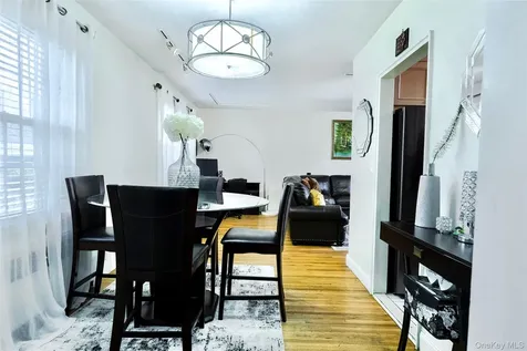 15 Fieldstone Drive Hartsdale NY 10530