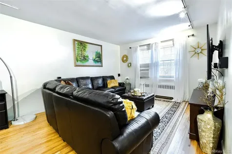 15 Fieldstone Drive Hartsdale NY 10530