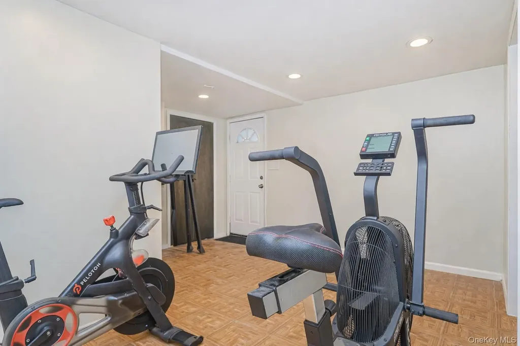 2071 E 35th Street Brooklyn NY 11234