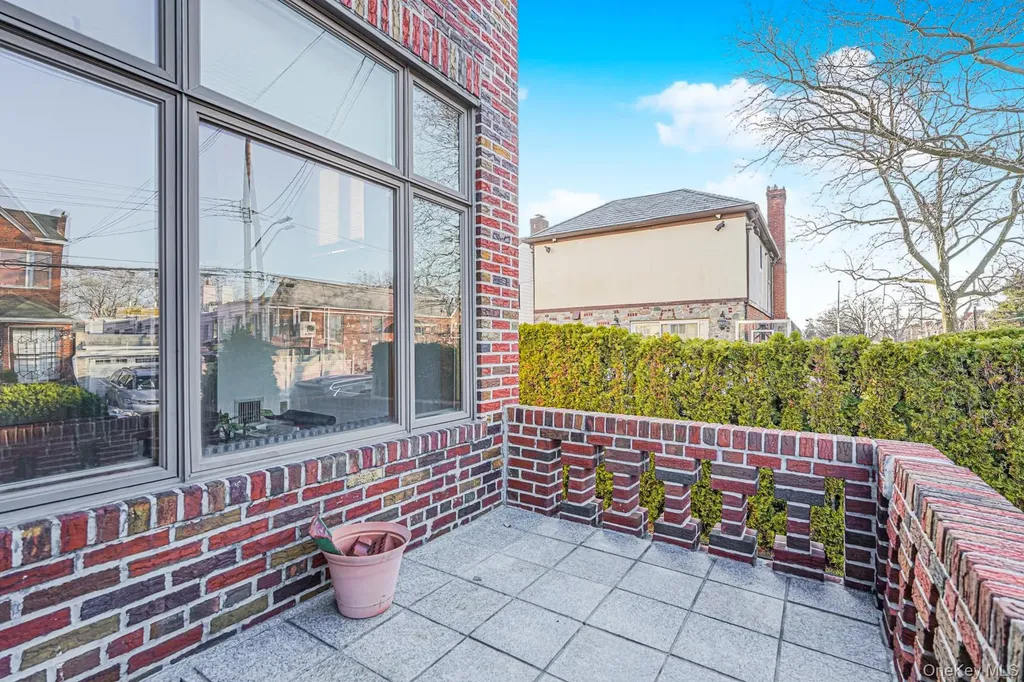2071 E 35th Street Brooklyn NY 11234