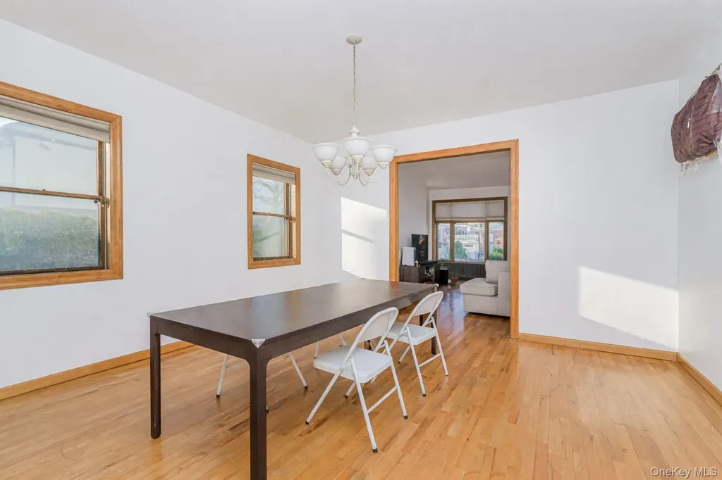 2071 E 35th Street Brooklyn NY 11234