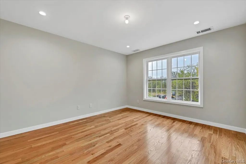 505 Iron Forge Lane New Windsor NY 12553