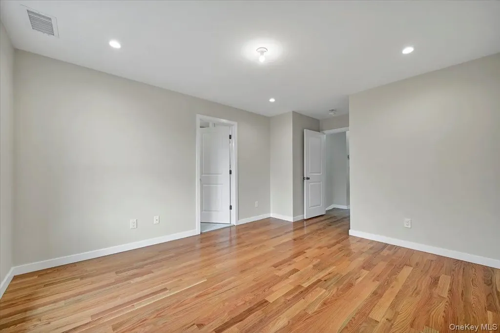 505 Iron Forge Lane New Windsor NY 12553