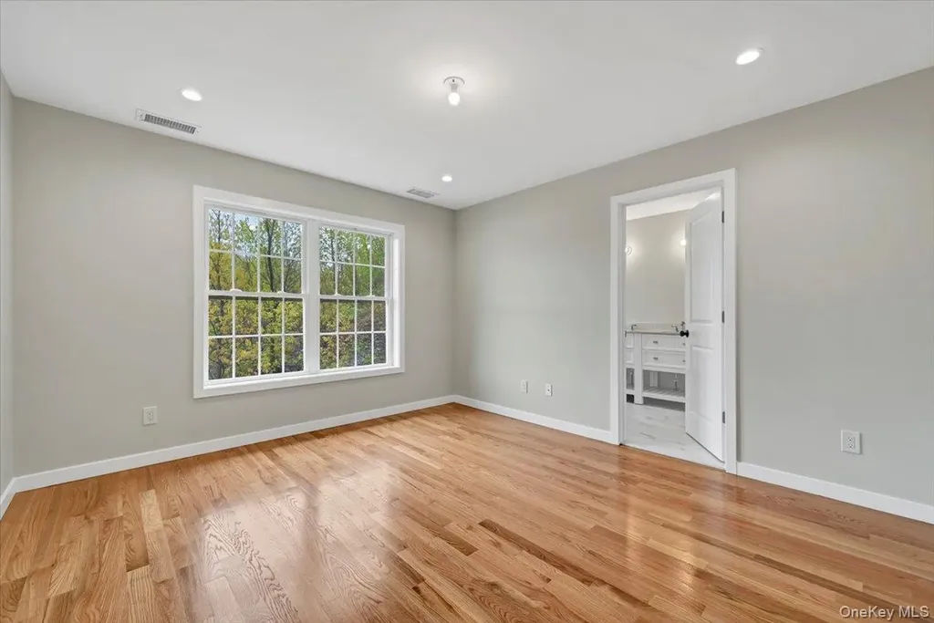 505 Iron Forge Lane New Windsor NY 12553