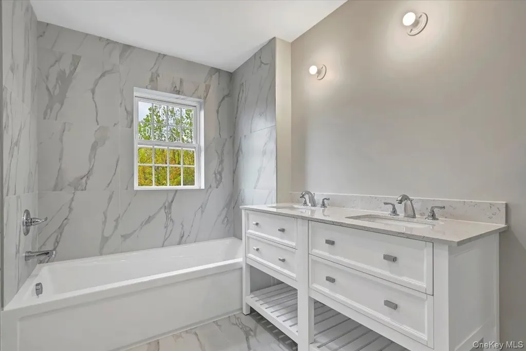 505 Iron Forge Lane New Windsor NY 12553
