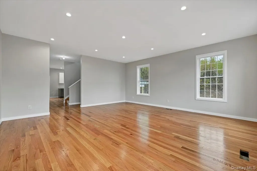 505 Iron Forge Lane New Windsor NY 12553
