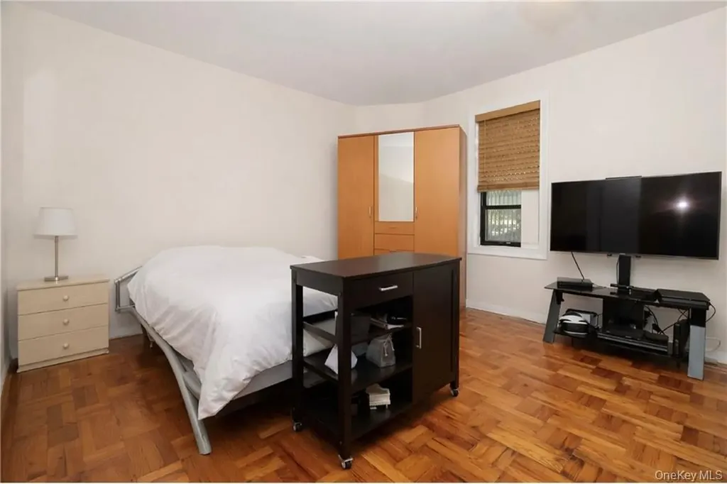 1289 E 19th Street Brooklyn NY 11230