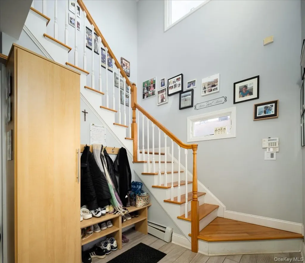 61 Cedar Street Massapequa NY 11758