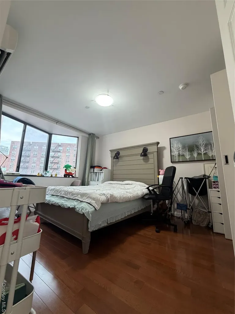 13646 41st Avenue Flushing NY 11355