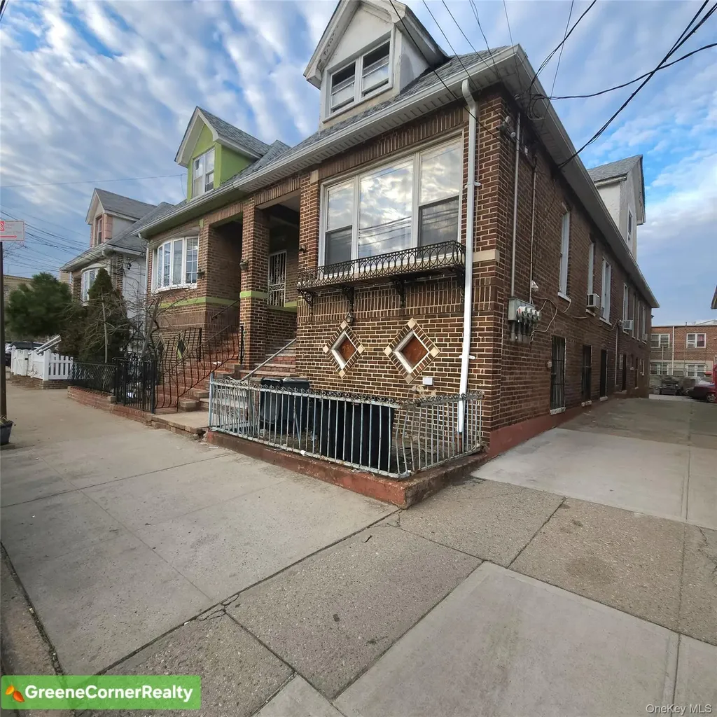 735 E 93rd Street Brooklyn NY 11236