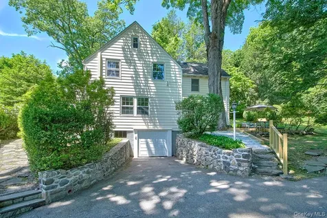 21 Campfire Road Chappaqua NY 10514