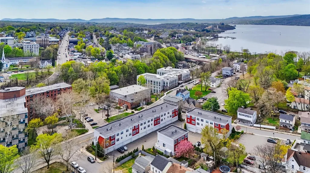 710 Main Street Peekskill NY 10566