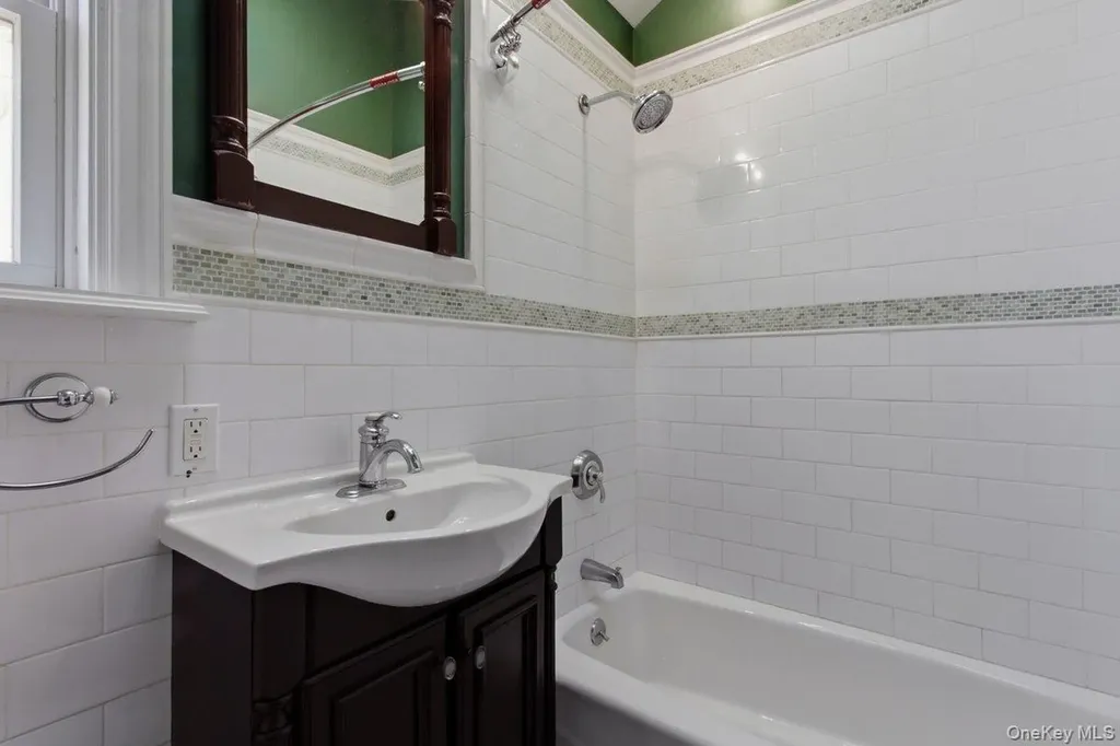 246 Tibbetts Road Yonkers NY 10705