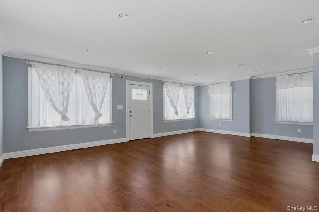 246 Tibbetts Road Yonkers NY 10705
