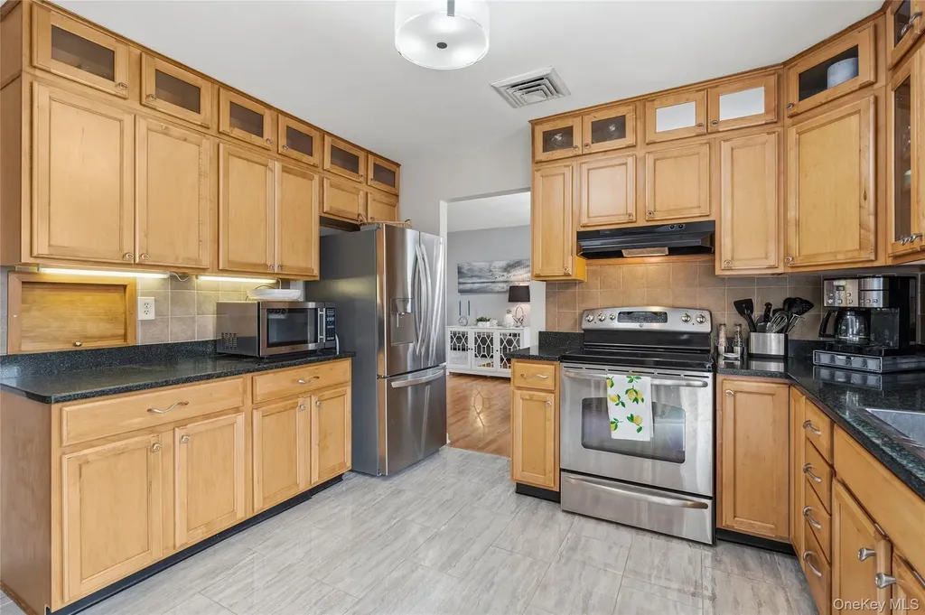 101 Edgehill Drive Wappingers Falls NY 12590