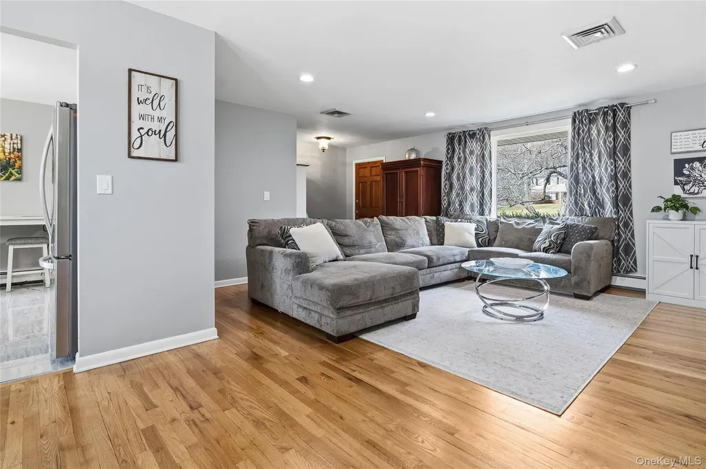101 Edgehill Drive Wappingers Falls NY 12590