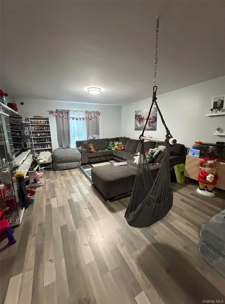 83 3rd Avenue Bay Shore NY 11706