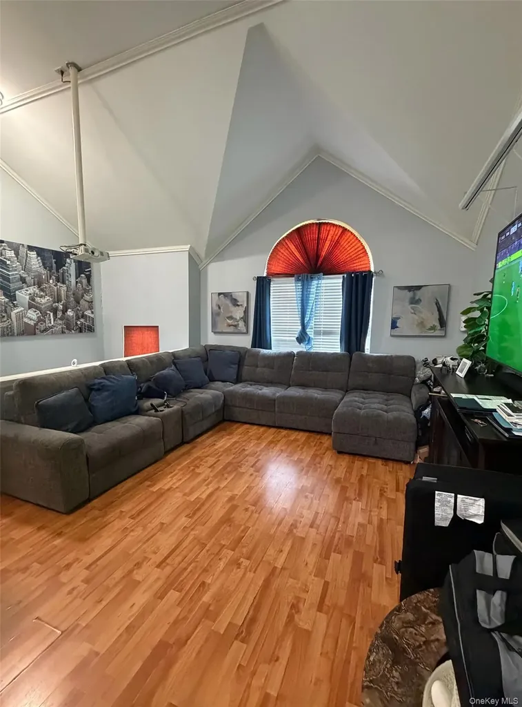 83 3rd Avenue Bay Shore NY 11706