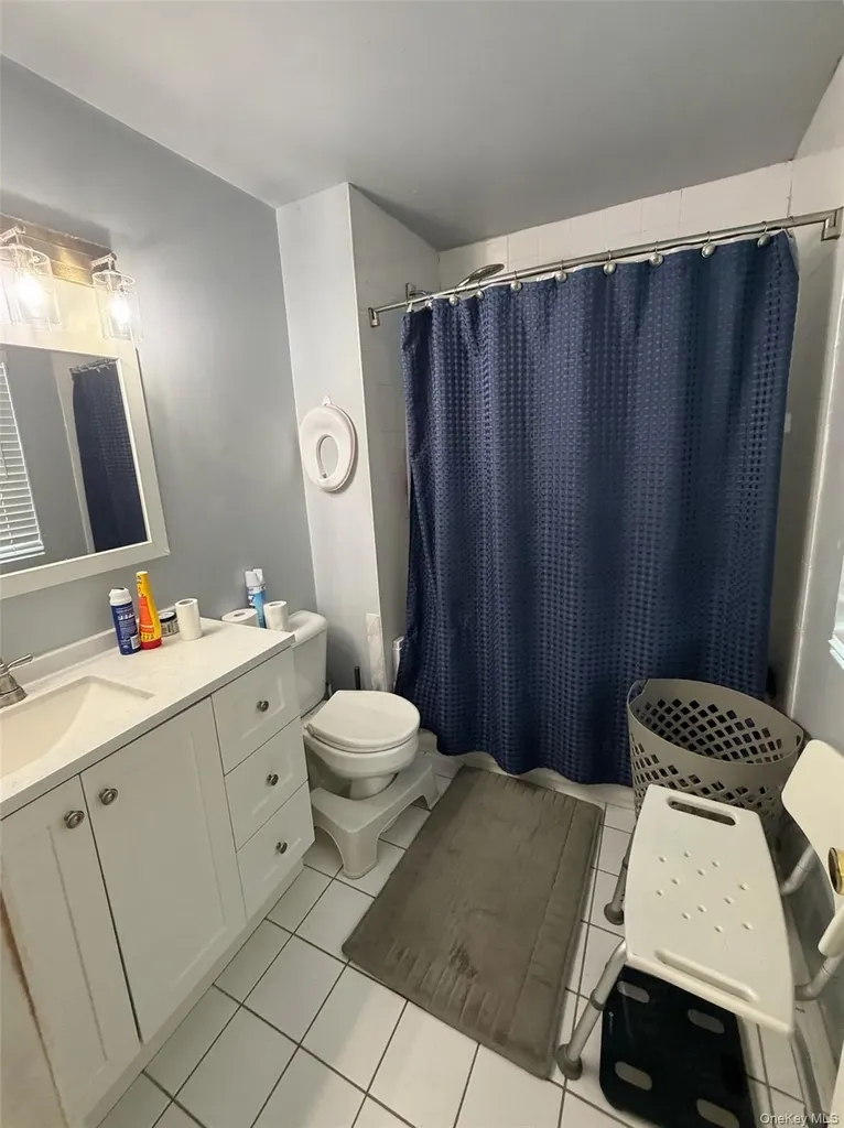 83 3rd Avenue Bay Shore NY 11706