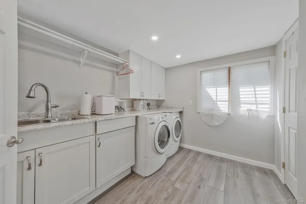 43 Hallock Avenue Smithtown NY 11787