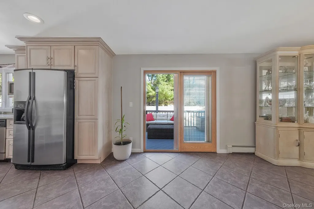 43 Hallock Avenue Smithtown NY 11787