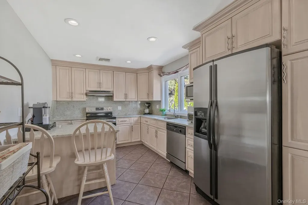 43 Hallock Avenue Smithtown NY 11787