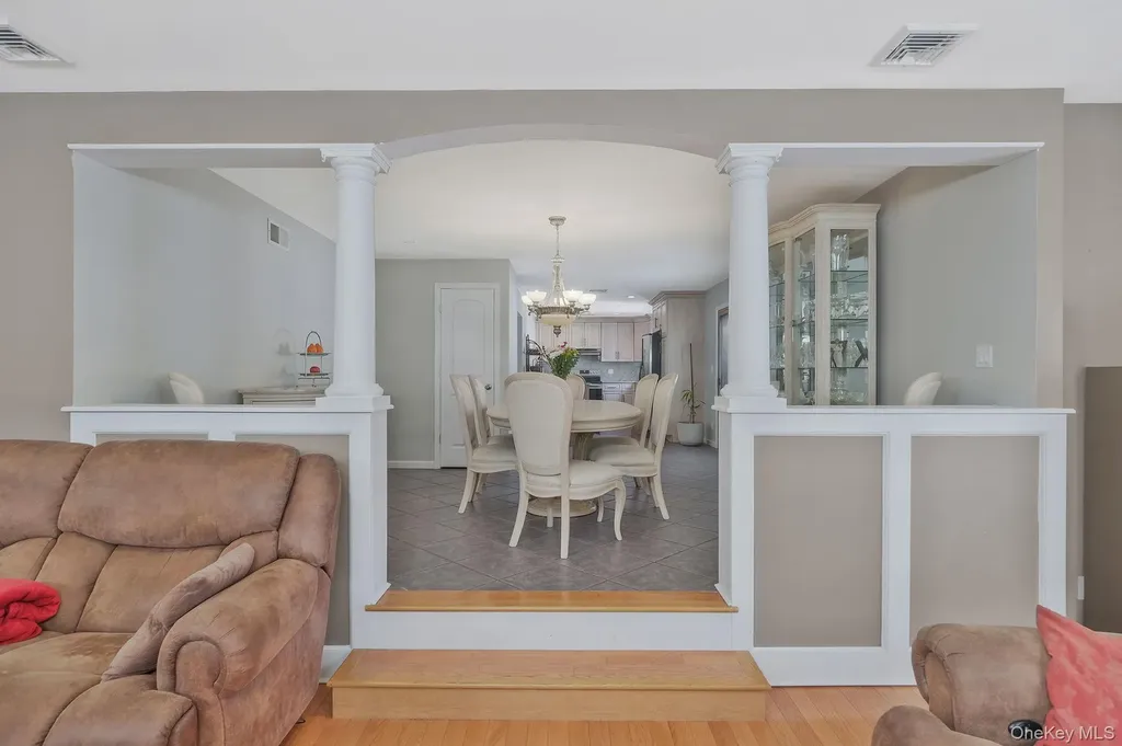 43 Hallock Avenue Smithtown NY 11787