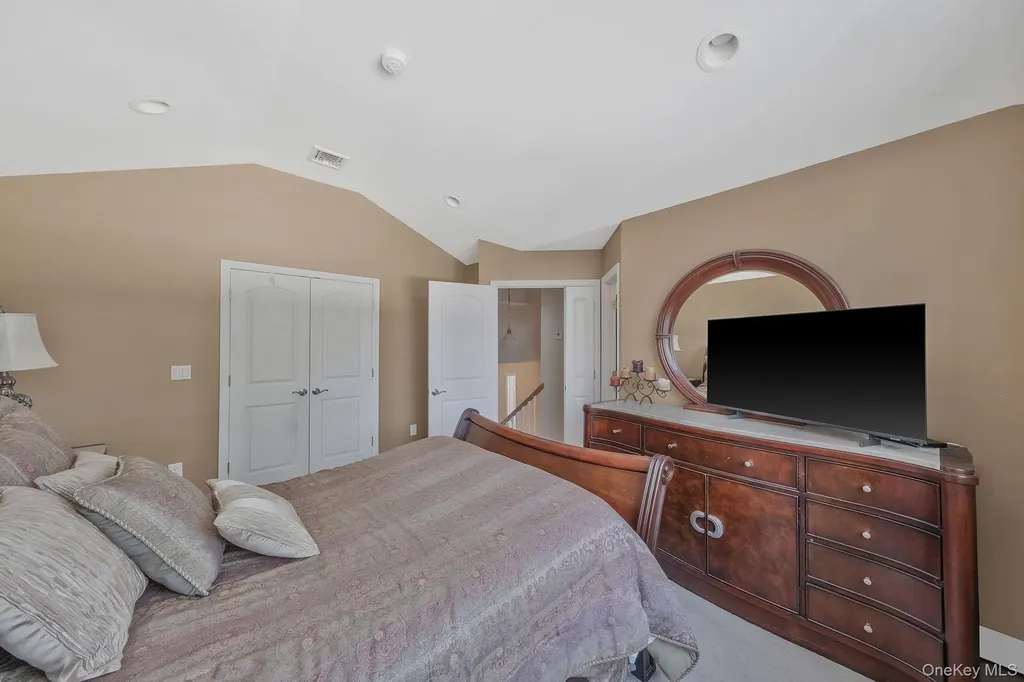 43 Hallock Avenue Smithtown NY 11787