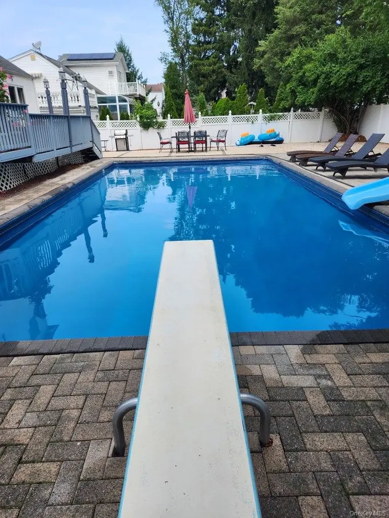 43 Hallock Avenue Smithtown NY 11787
