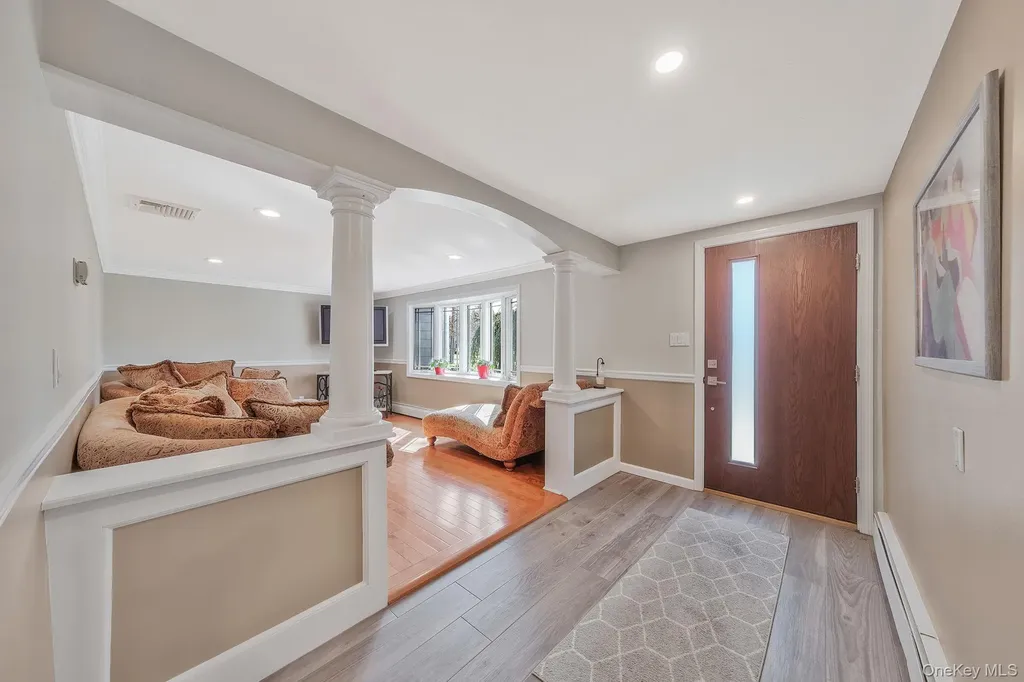43 Hallock Avenue Smithtown NY 11787
