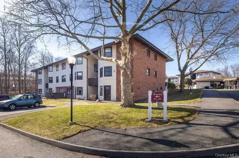 10 Regents Place Yorktown Heights NY 10598