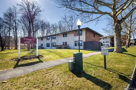 10 Regents Place Yorktown Heights NY 10598